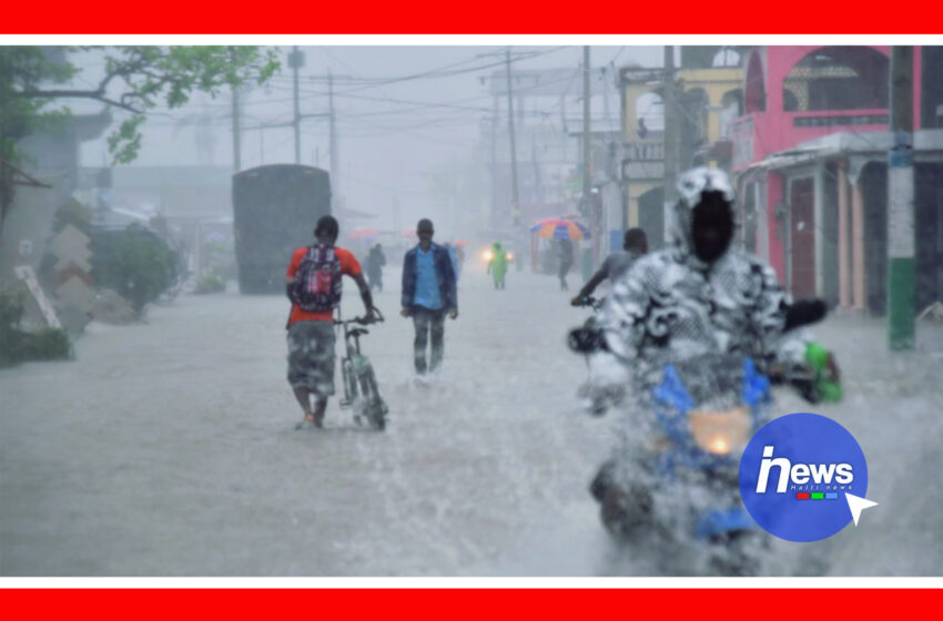  Tanpèt twopikal Franklin ap vide dlo sou Ayiti